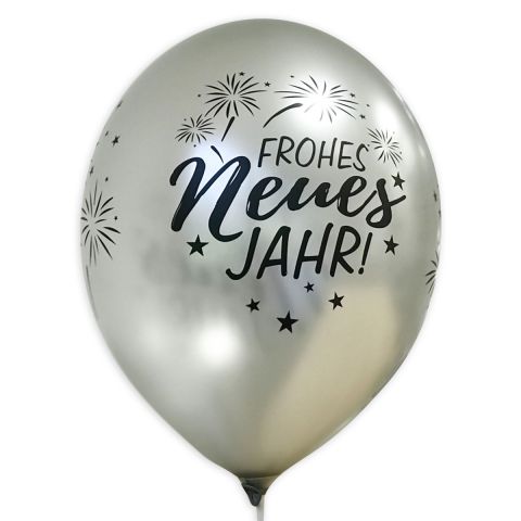 Silberner Ballon mit schwarzem Aufdruck "Frohes neues Jahr" und Feuerwerk, rundum.